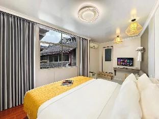 聚贤居客栈（位于凤凰古城核心区） Vacation rental in Hubei