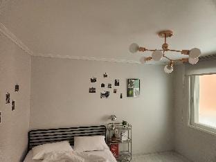 a머니스테이 스페셜 - 방4개 거실2개 화장실2개  최대 12인 가능/주차무료 /리모델링 Vacation rental in Gyeonggi-do