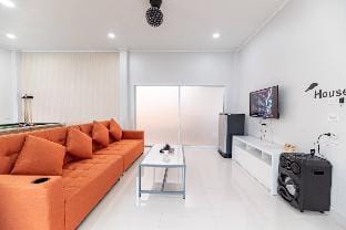 96 Smile pool villa Villa in Chon Buri Changwat