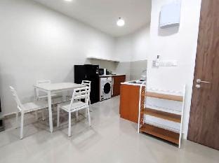 Maxhome Premium Sea View Studio@The Shore KK C9N Vacation rental in Kota Kinabalu
