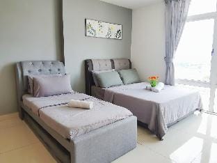 JENz Cozy Home (6-10pax) @ KSL D'Esplanade Vacation rental in Johor Bahru