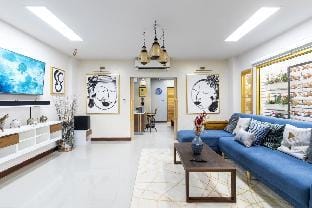 Luxury 4BR Pool Villa (Siri Craft House) Nimman Vacation rental in Chiang Mai