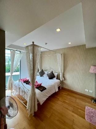 Central Hua Hin Beach Condo Apartment in Hua Hin District