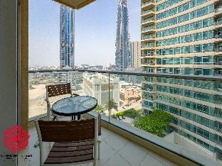 Central 2bdr apartment in Downtown Dubai Apartment in Dubai