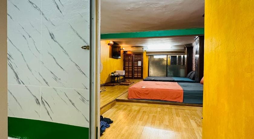 Bungalow Kolor Home,Old Quarter,near Hoankiem Lake Apartment in Hanoi