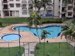 Homestay WaDi 2 Apartment with pool near beach Vacation rental in Port Dickson