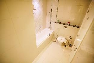 Splendid 1bdr apartment in Canal Views Apartment in Dubai