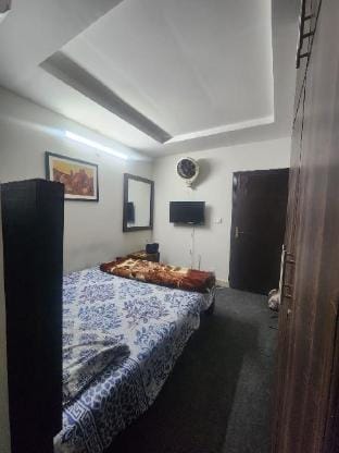 full furnished studio apartment Vacation rental in Islamabad