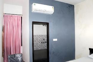 Two Rooms with Common Area & Kitchen Vacation rental in Ludhiana