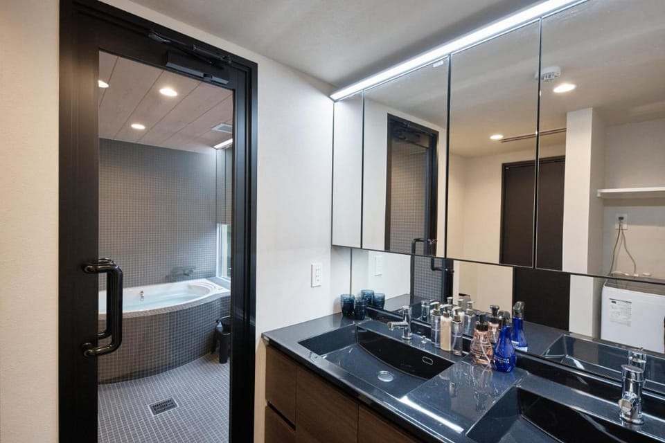 eni.suite tennoji Apartment in Osaka