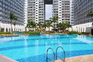 Shell Residences near SM MOA with balcony (A) Apartment in Pasay