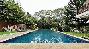 Mudita Villa Semeru - Puncak Villa in West Java