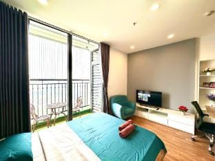 Studio Nice View  In Vinhomes Green Bay Apartment in Laos