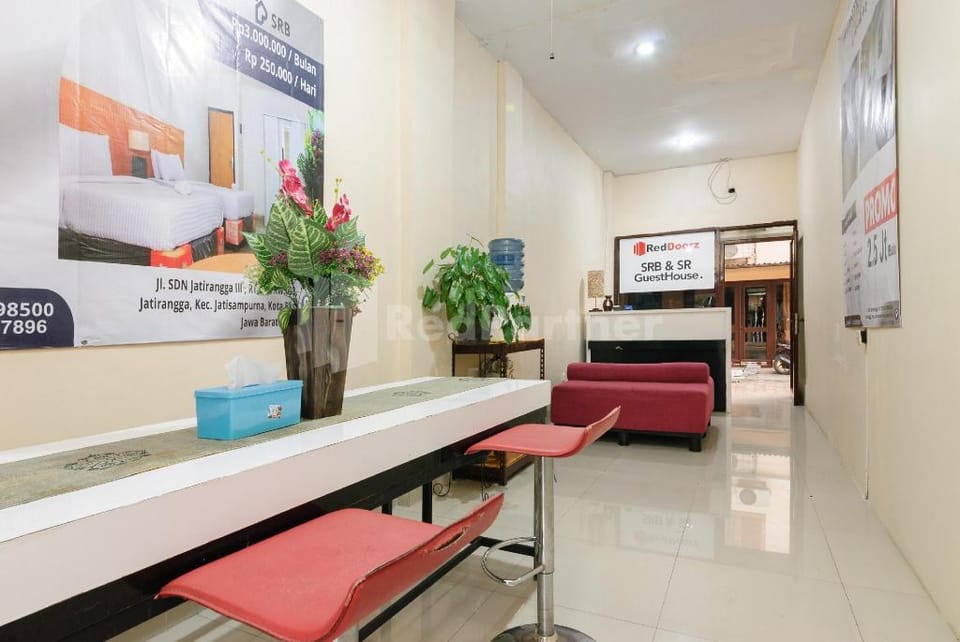 SR Residence near Mall Ciputra Cibubur Mitra RedDoorz Hotel in West Java