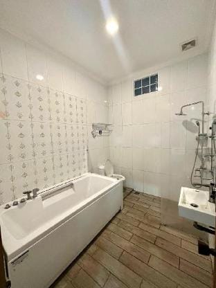 Family Green view home  Vacation rental in Lembang