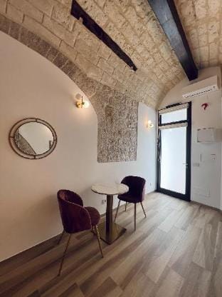 Carola Luxury Room Apartment in Bari