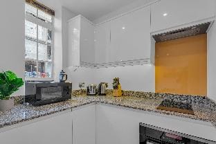 Elegant One Bedroom Apartment in Chelsea Apartment in City of Westminster