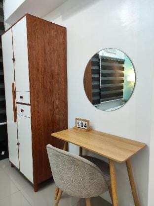 Aesthetic 1 Bedroom w/ Balcony Vacation rental in Mandaluyong