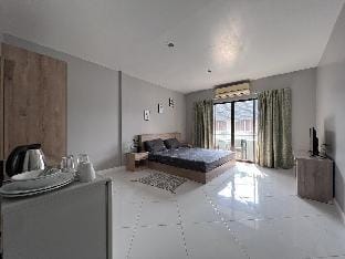 "Emerald" room Kingsize bed Apartment in Pattaya City