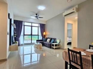 Conezion (08) 3BR 6pax Near to IOI City Mall Putrajaya | MAEPS | PICC Apartment in Putrajaya
