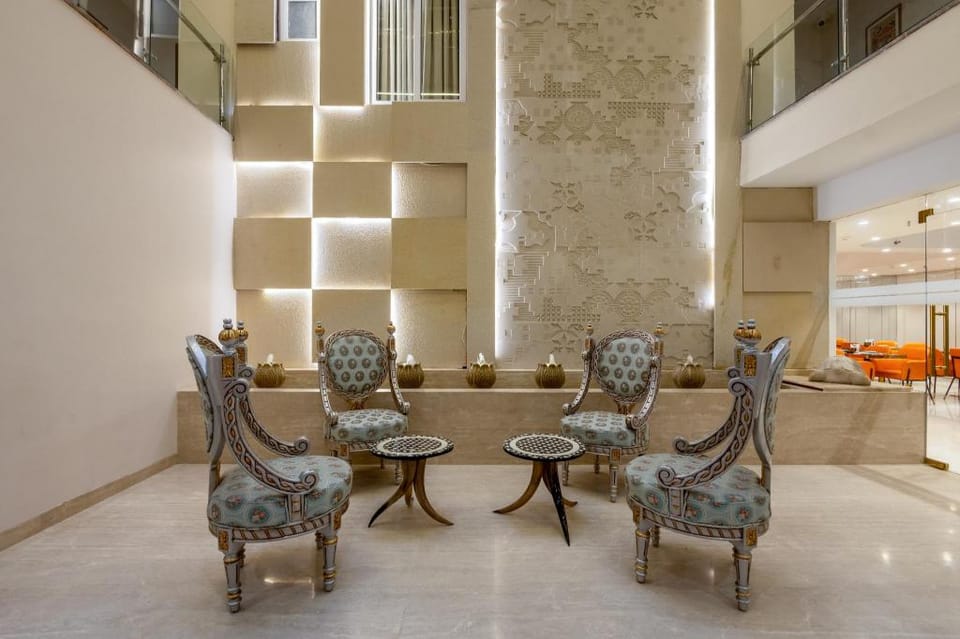 Aadat Hotel Near Artemis Hospital Hotel in Haryana