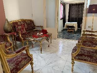 Downtown Nubar Pasha Bab Al-Luq Street Building 32 Apartment in Cairo Governorate