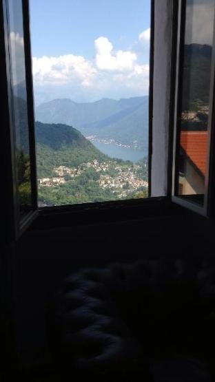 Apartment with Como Lake View - Italy Apartment in Lugano