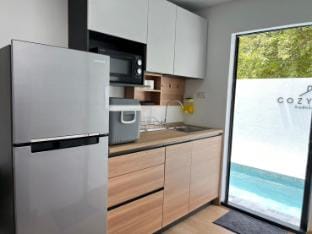 Pool Villa 3 Bedroom , Wonnapha Beach, Bangsaen Vacation rental in Chon Buri Changwat