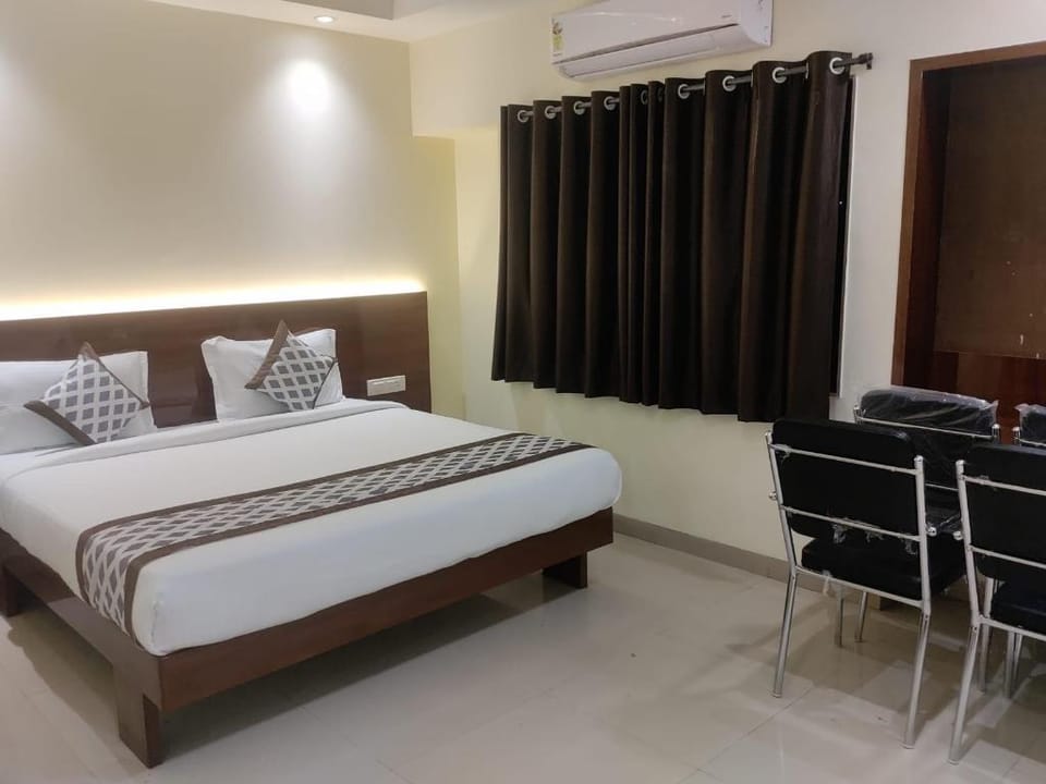 Hotel MK Residency Hotel in Pune