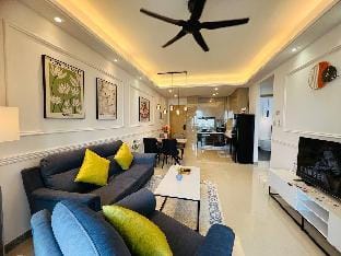 Spacious Seaview 2BR unit R&F Seine Region by ANJU Apartment in Johor Bahru
