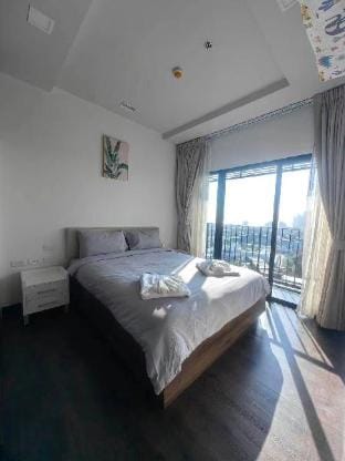 PATTAYA芭堤雅北站度假公寓精品套房（落地窗海景阳台） Apartment in Pattaya City