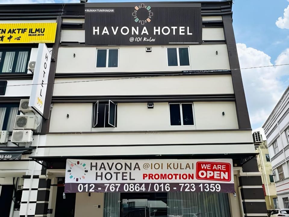 Havona Hotel - Bandar Putra Kulai - Self Check-In Hotel in Johor