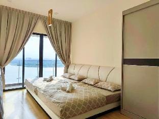 Ins Creaming Milk Style@Danga Bay YiJia Home Apartment in Johor Bahru