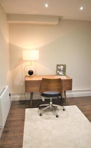 Contemporary Penthouse in Old Street Apartment in London Borough of Islington