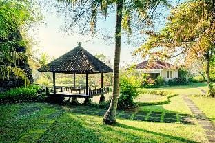 Beachside Villa Kelecung with Beach View Vacation rental in East Selemadeg