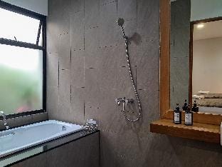 THE ELM 2BR Villa Vimala Hills Beautiful Garden Apartment in West Java