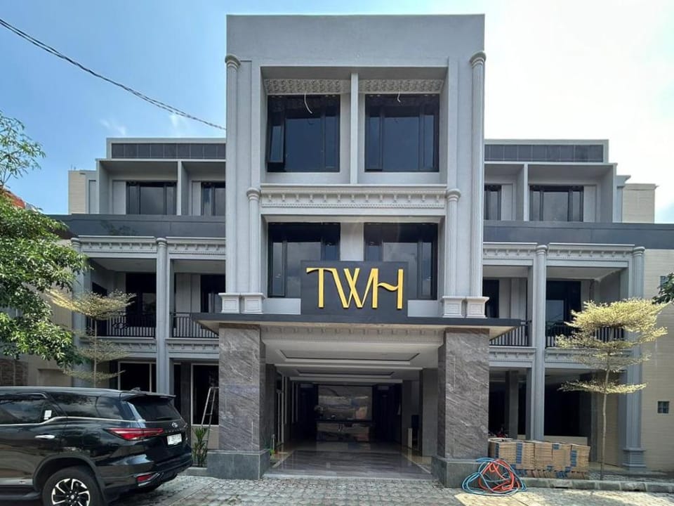 Urbanview TWH Costel near Stadion Maguwoharjo Yogyakarta Hotel in Special Region of Yogyakarta