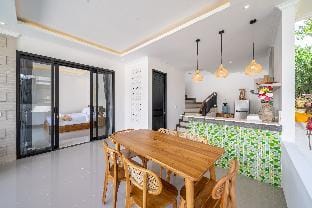 Gauri - Jungle View 3BDR_Private Pool - Netflix  Villa in Ubud