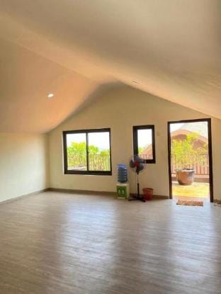 VEI Haus - 4BR Pet Friendly Villa in Vimala Hills Villa in West Java