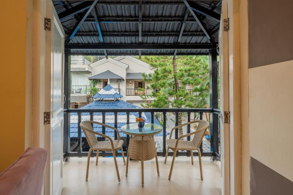 Emperor Ozran by Alaya Stays Hotel in Goa, India
