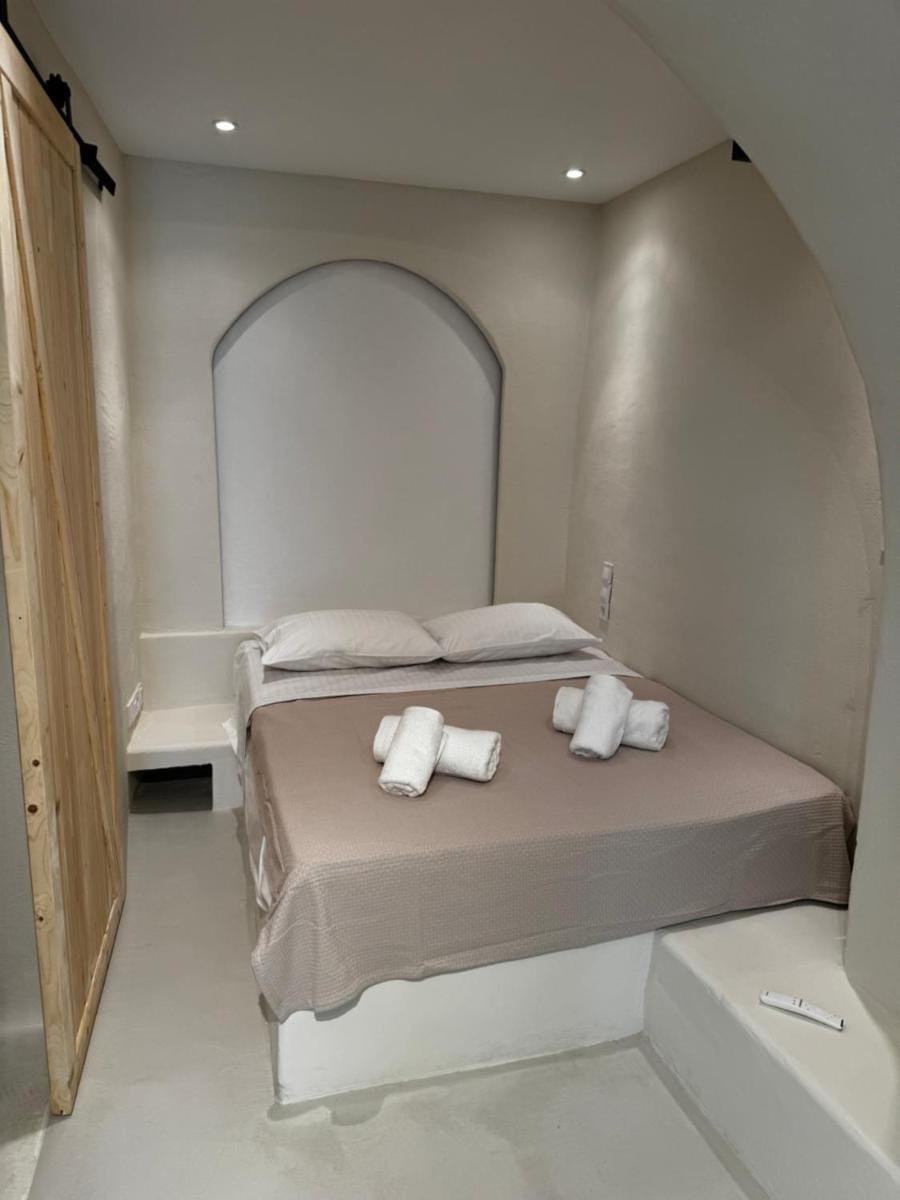 White Sand Cave Suite Vacation rental in Decentralized Administration of the Aegean
