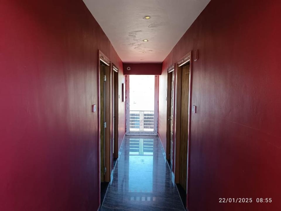 Queenhill Residency Hotel in Ooty