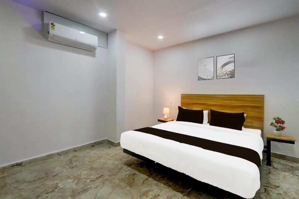 Hotel O Living Tree In Hotel in Secunderabad