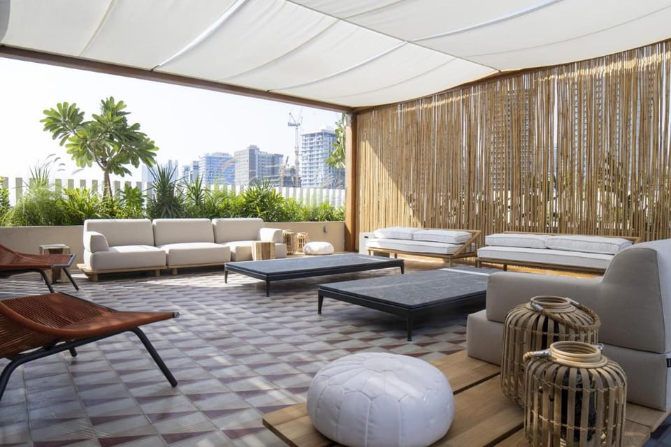 Business-Ready Executive Studio with Burj View Apartment in Dubai