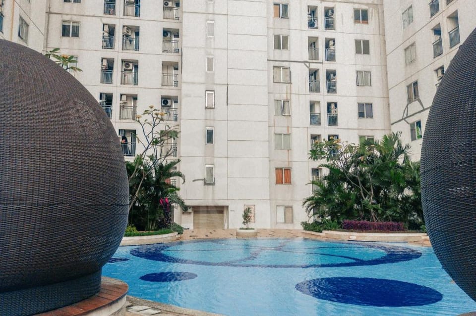 RedLiving Apartemen Bassura City - GF Rooms Tower Dahlia Apartment in Jakarta