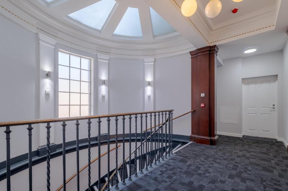 Union Row Retreat - SJA Stays - Luxury 1 Bed Apartment Hotel in Aberdeen