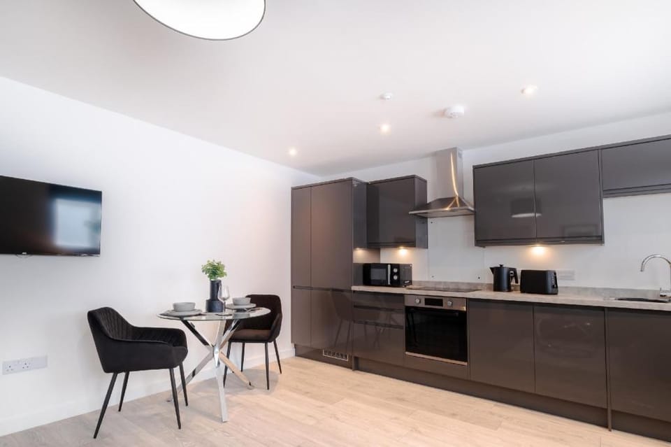 Union Row Retreat - SJA Stays - Luxury 1 Bed Apartment Hotel in Aberdeen