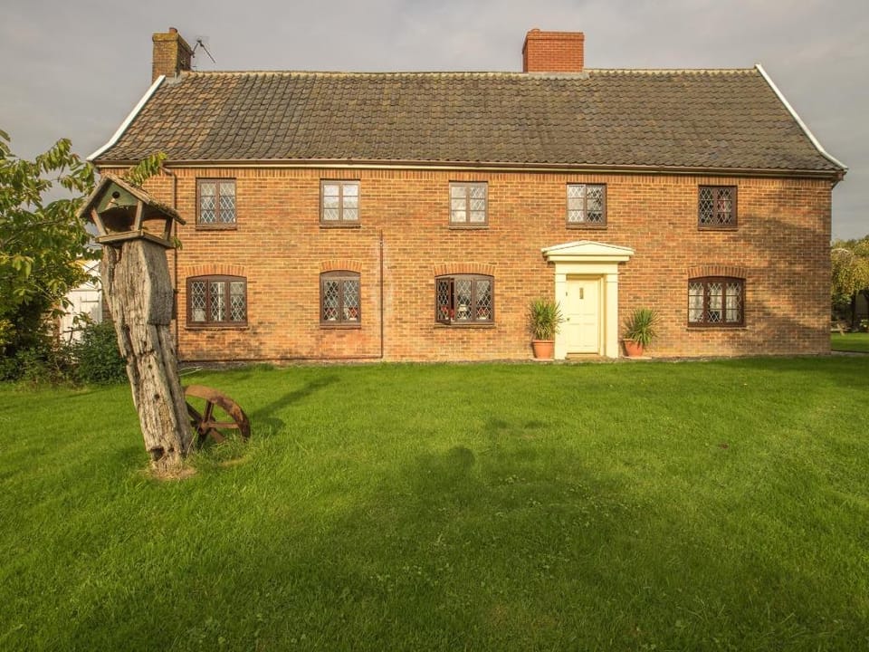 Strenneth Hotel in South Norfolk District