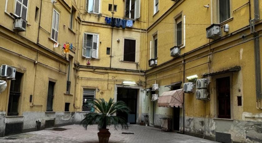 Neapoli-in Apartment in Naples