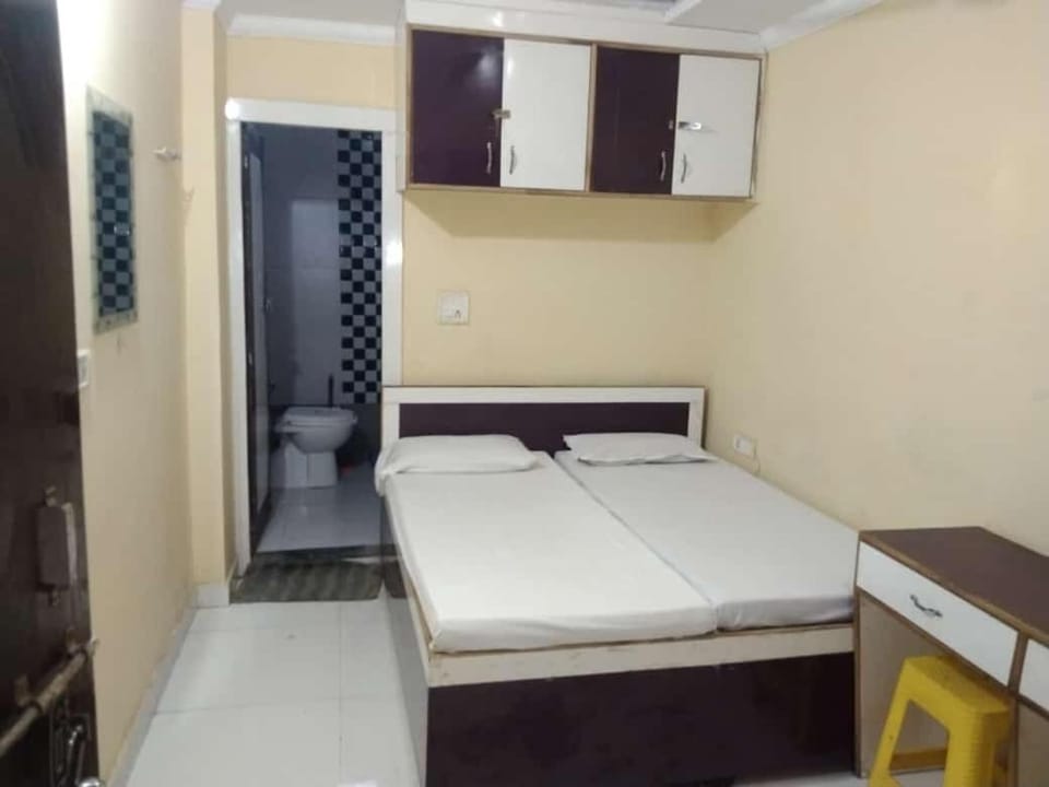 Chaitanya Kalyan Guest House Apartment in Uttar Pradesh